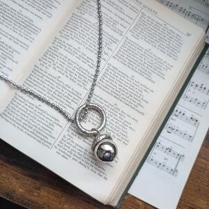 Silver Pendant Necklace